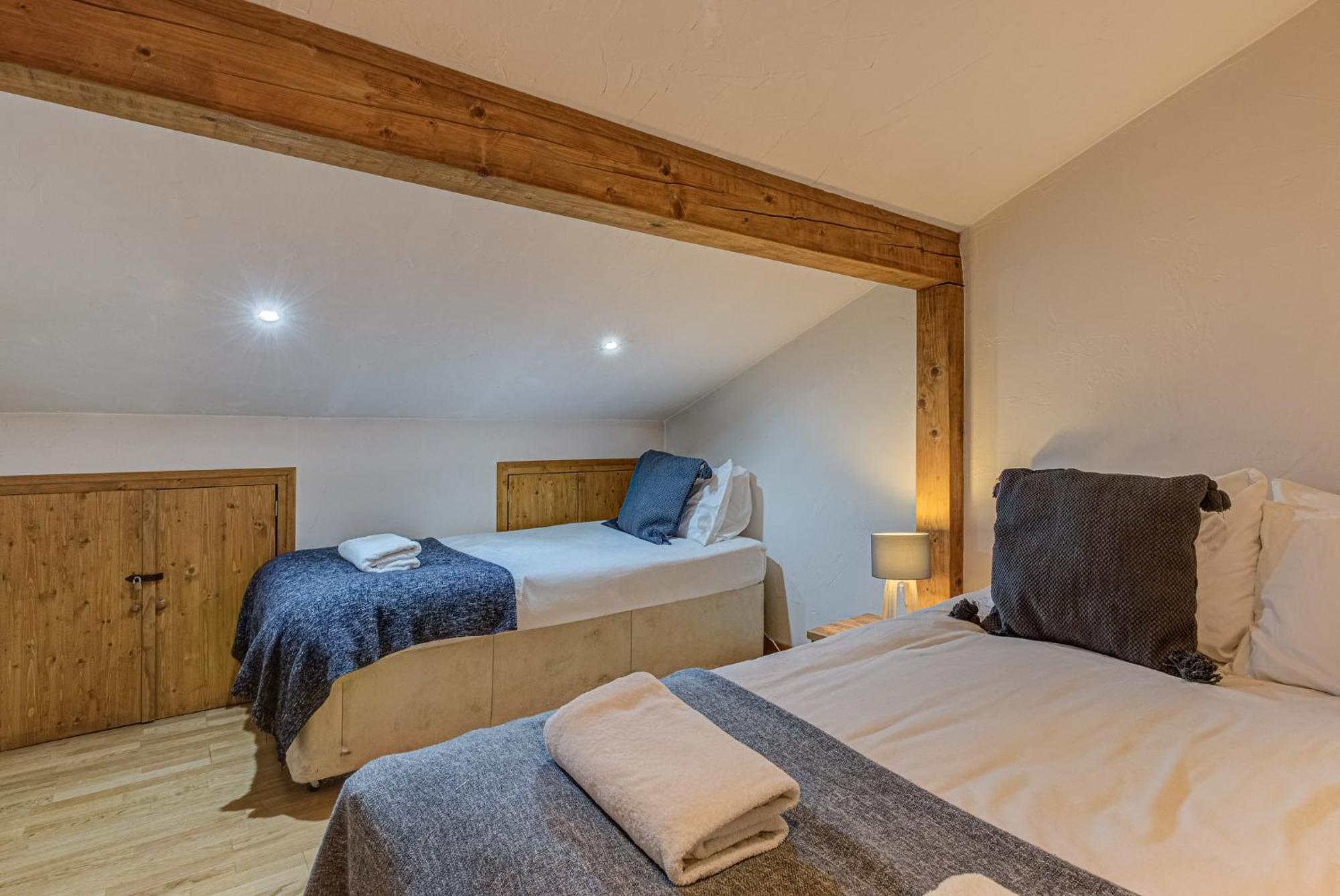 Apartment Chamouny - Alpes Travel - Chamonix - Sleeps 8 ภายนอก รูปภาพ